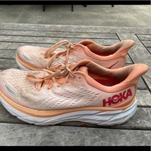Hoka Clifton 7 running shoes
